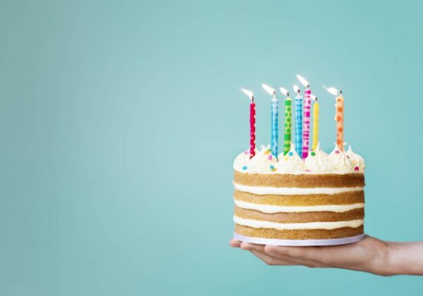 Préparer un anniversaire : le gâteau personnalisé