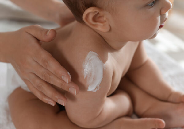 Hygiène : ce qui est bon pour la peau de nos bébés