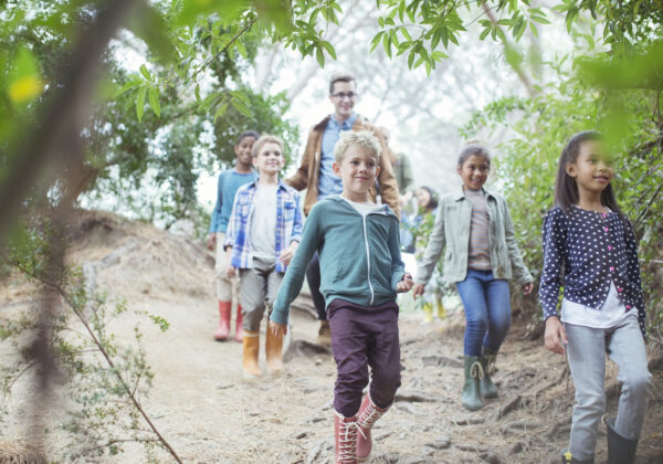 Pouvez-vous vous permettre d&rsquo;envoyer votre enfant en colonie de vacances ?