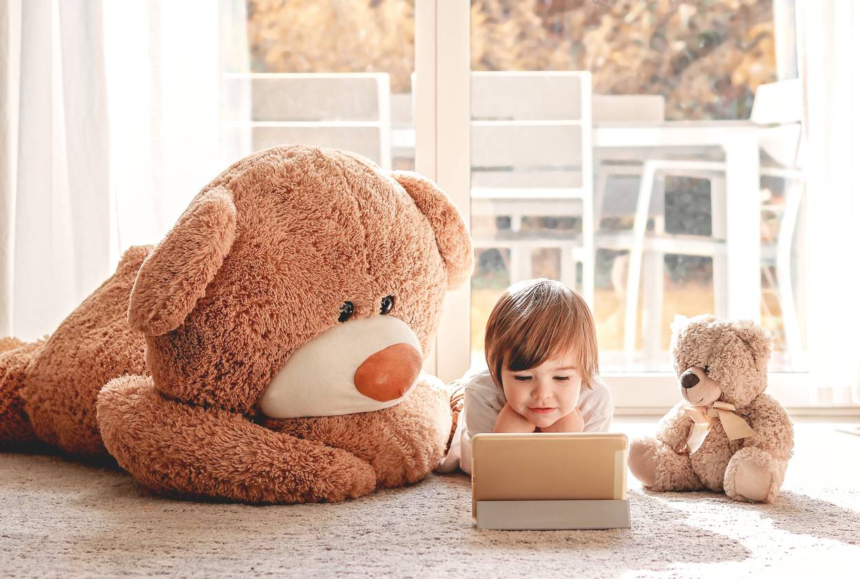 peluche pour un enfant de 4 ans